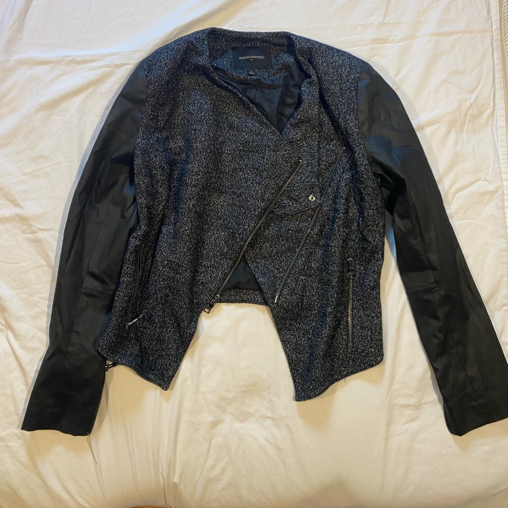 Women’s jacket from banana republic size 6